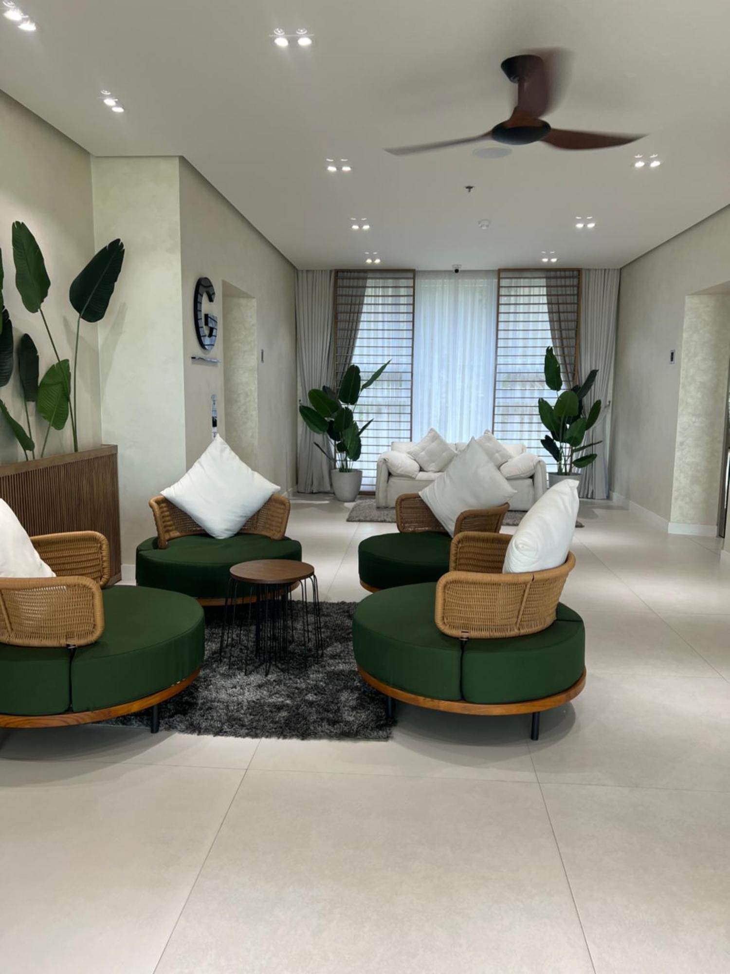 Antara Condominium Tower 2 Talisay  Bagian luar foto
